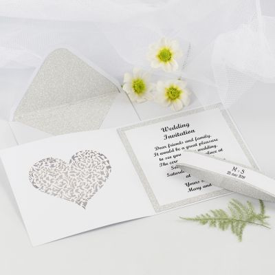 Hochzeitseinladung und Kuvert